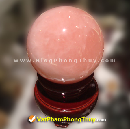 qua cau phong thuy thach anh hong phan rose quartz Ngọc quý và đá quý giúp mang đến vận tốt, điềm may